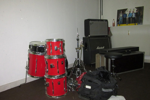 34